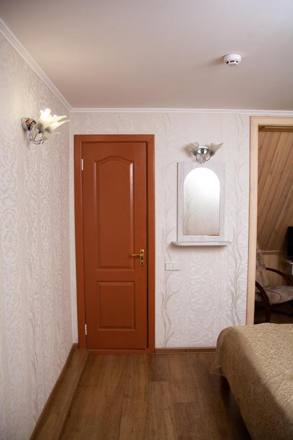 Piligrim 2 Hotell Mykolajiv Exteriör bild