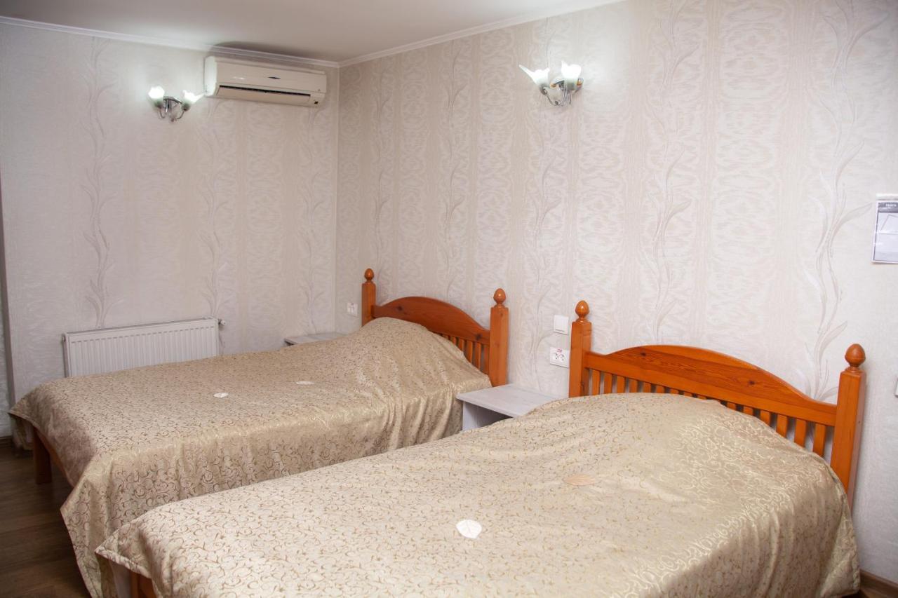 Piligrim 2 Hotell Mykolajiv Exteriör bild