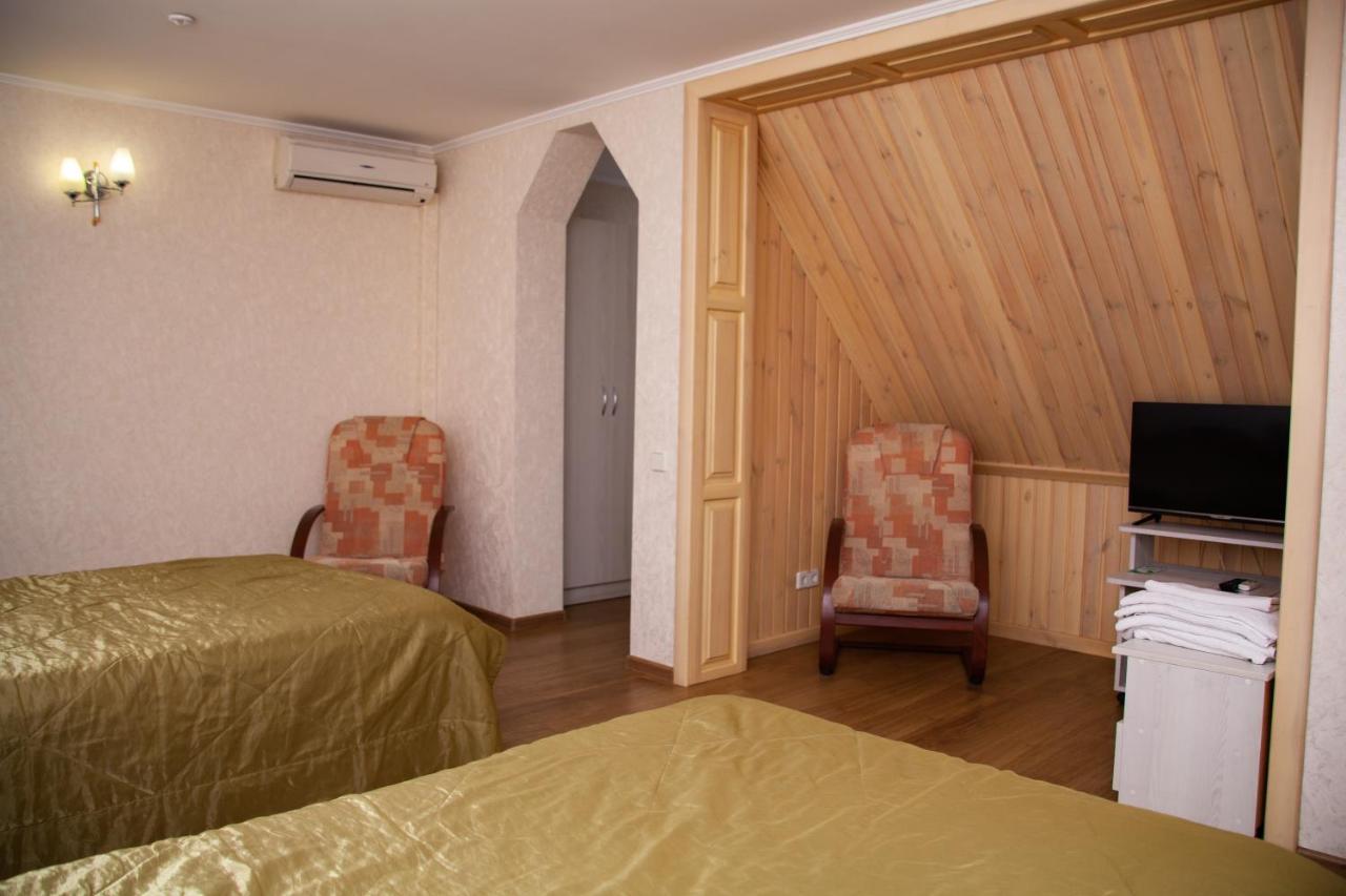 Piligrim 2 Hotell Mykolajiv Exteriör bild